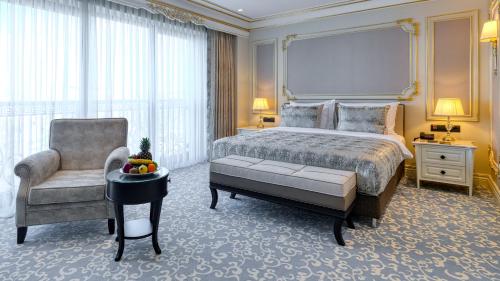 room detail thumbnail 0