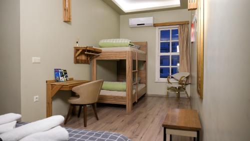 Second Home Suites – Istanbul, FL