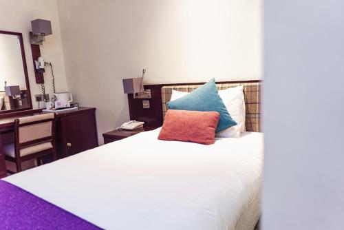 1 twin bed