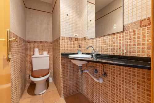 Apartment Plaça d'en Ripoll - image 22