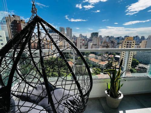 Bela Vista | Acomoda 4 | Ar + Garagem + Piscina, São Paulo