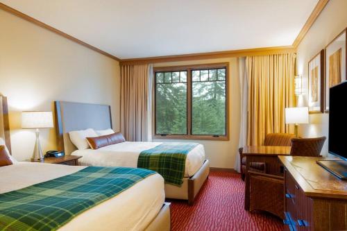 Cozy, Luxury, Affordable Suncadia Lodge Hotel Room