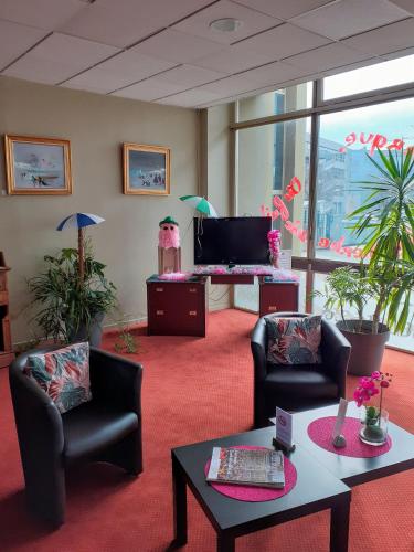 gedeelde lounge/tv-ruimte, Hotel Les Gens De Mer Dunkerque by Popinns                                       in Dunkerque