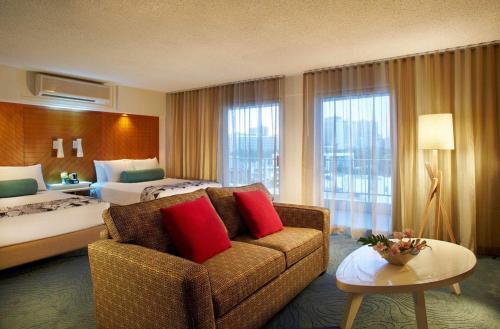 2 double beds