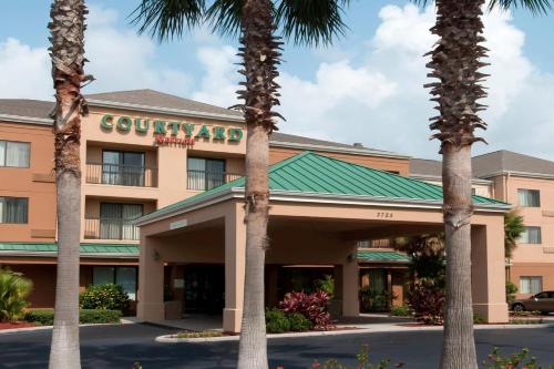 Courtyard by Marriott Lakeland