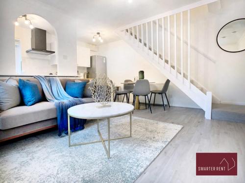 Létesítmények, Bracknell - 1 Bedroom House - With Parking in Crown Wood