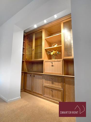 Picture of Wokingham - 2 Bedroom Maisonette - With Parking