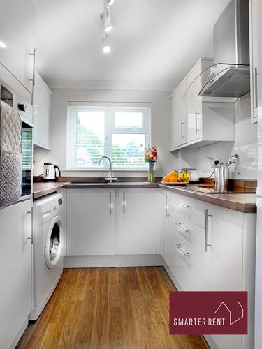 New - Immaculate 1 Bedroom House