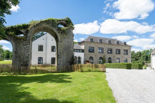 Domaine St Roch - Chambre d'hôtes - Couvin