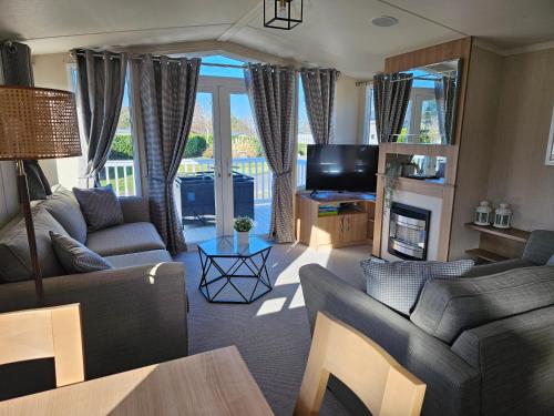 Beautiful caravan near Edinburgh nr 14