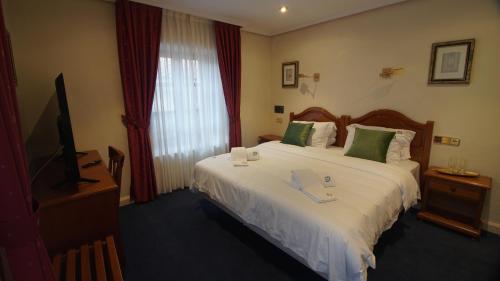 HOTEL RIAZA