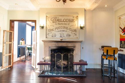 Fuajee, Three Ways House Hotel in Mickleton