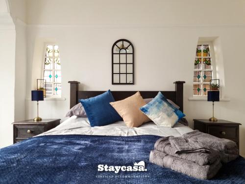 Spacious 6-bed With Large Patio And Free Parking