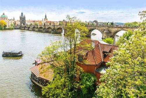 Residence Charles Bridge, Прага (фото 9)