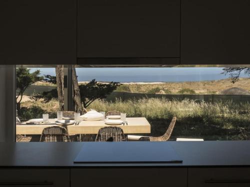 A Casa do Guincho, Beach House in Charneca