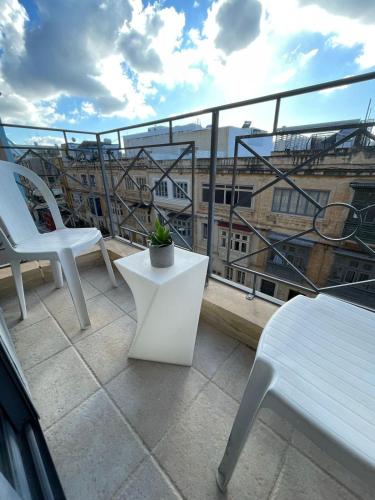 Simons Apartments minutes away from Balluta Bay and St Julians 4
