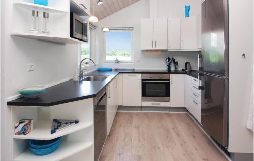 Kitchen, Holiday Home Flovt Havevej Dnmk in Flovt