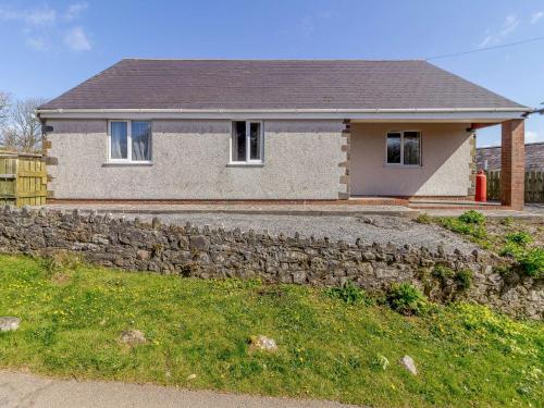 3 Bed in Gower 72846