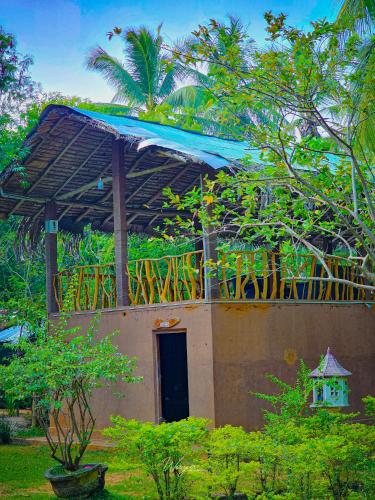 River Edge Safari Cottage