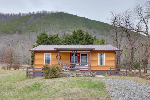 Riverfront Hot Springs Cabin with Private Hot Tub!