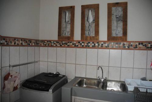 Charming 3 bedroom house -No Loadshedding