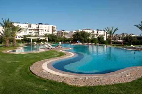 مسبح, Relaxing apartaments near the sea in Vokolida