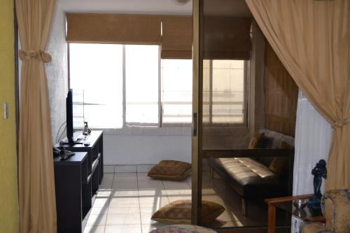 

Departamento Amoblado Av. Grecia