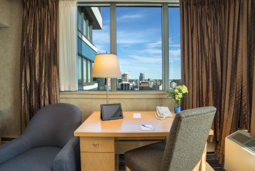 53177116 Blue Horizon Hotel