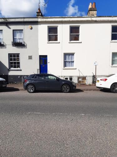 Pulteney Road Apartment 1