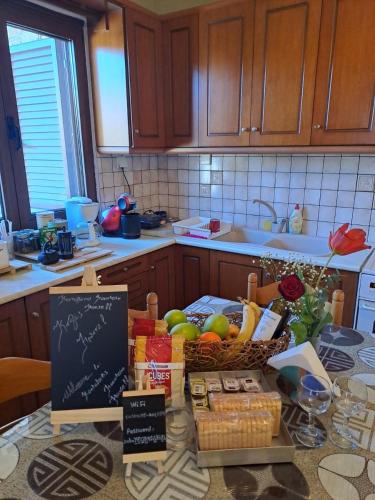 Konyha, Kontolati's Mountain House in Polydrosos