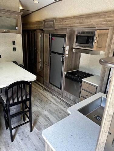 1 bedroom RV in Bridge City