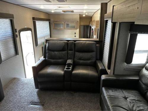 1 bedroom RV in Bridge City