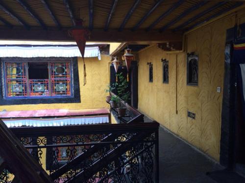 บริการและสิ่งอำนวยความสะดวก, House Of Shambhala in ลาซา
