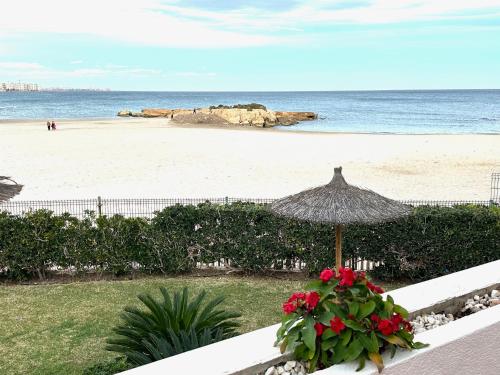 RIGHT AT THE BEACH! 'El velero' Cabo Roig