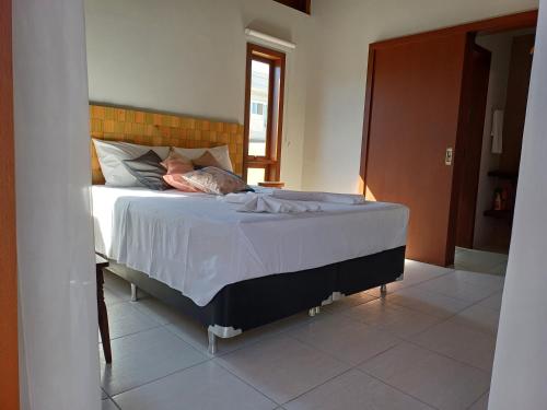 One-Bedroom House image 2