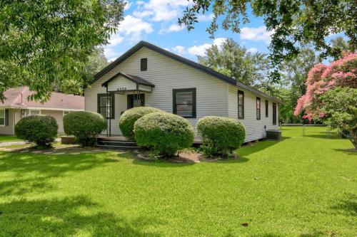 Spacious 3 bedroom home with fenced yard