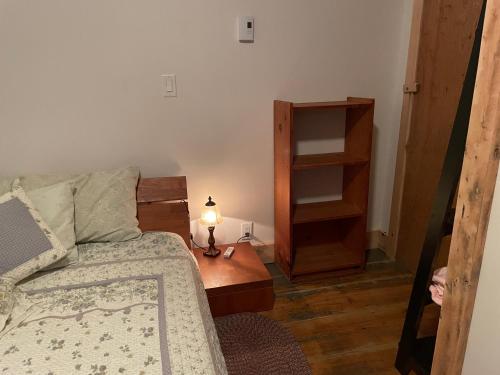 Le Trésor du Cachet (Le Tresor du Cachet) in นอร์ธ แฮทลีย์ คิวซี