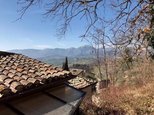 Agriturismo Castelvecchio, Case Vacanza a Fabriano