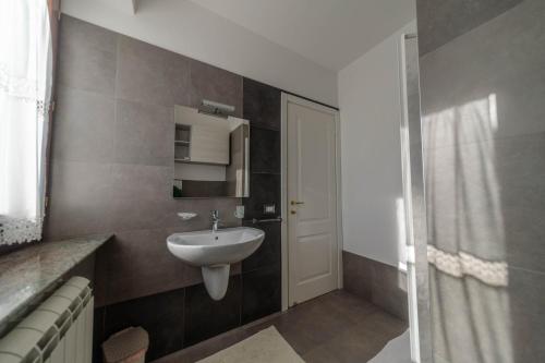 Double or Twin Room with Private Bathroom