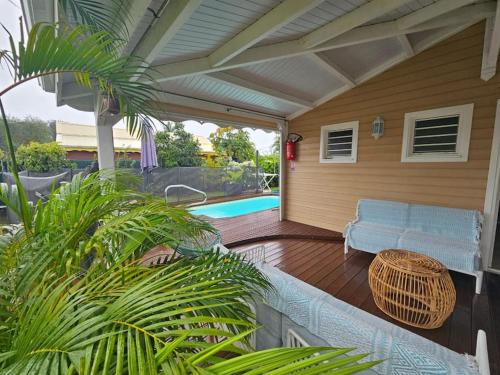 Villa Domi des Caraïbes (Villa Domi des Caraibes confortable avec une piscine chauffee, une citerne tampon, acces Netflix, ad) in Lamentin