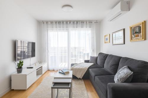 Diva apartment with free private parking - Tap to explore photos