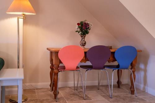 Létesítmények, Bumble Bee Cottage Witney Serviced accommodation in Newland