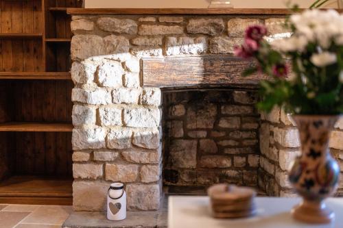 Bumble Bee Cottage Witney Serviced accommodation in Newland