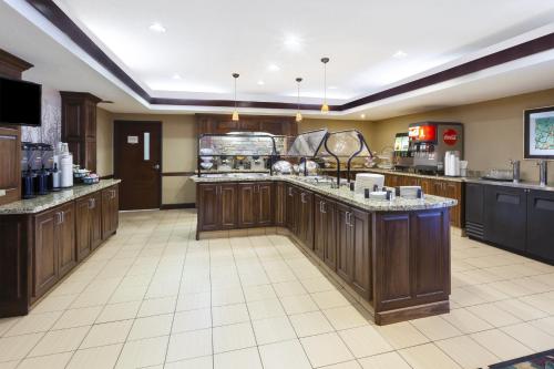 Staybridge Suites Columbia-Highway 63 & I-70, an IHG Hotel