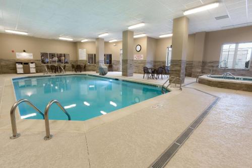 Drury Inn & Suites Louisville North - image 6