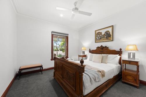 10BR Great Ocean farmstay for 20 people