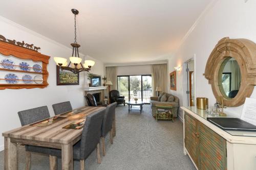 888 Oak Creek at Silverado condo - Apartment - Napa