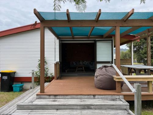 Hosts on the Coast - Laidback Linton, Whangamata (photo 6)
