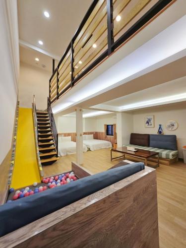 해피니스 예스 인 (Happiness Yes Inn) in 이란