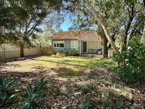 Barefoot Beach Cottage